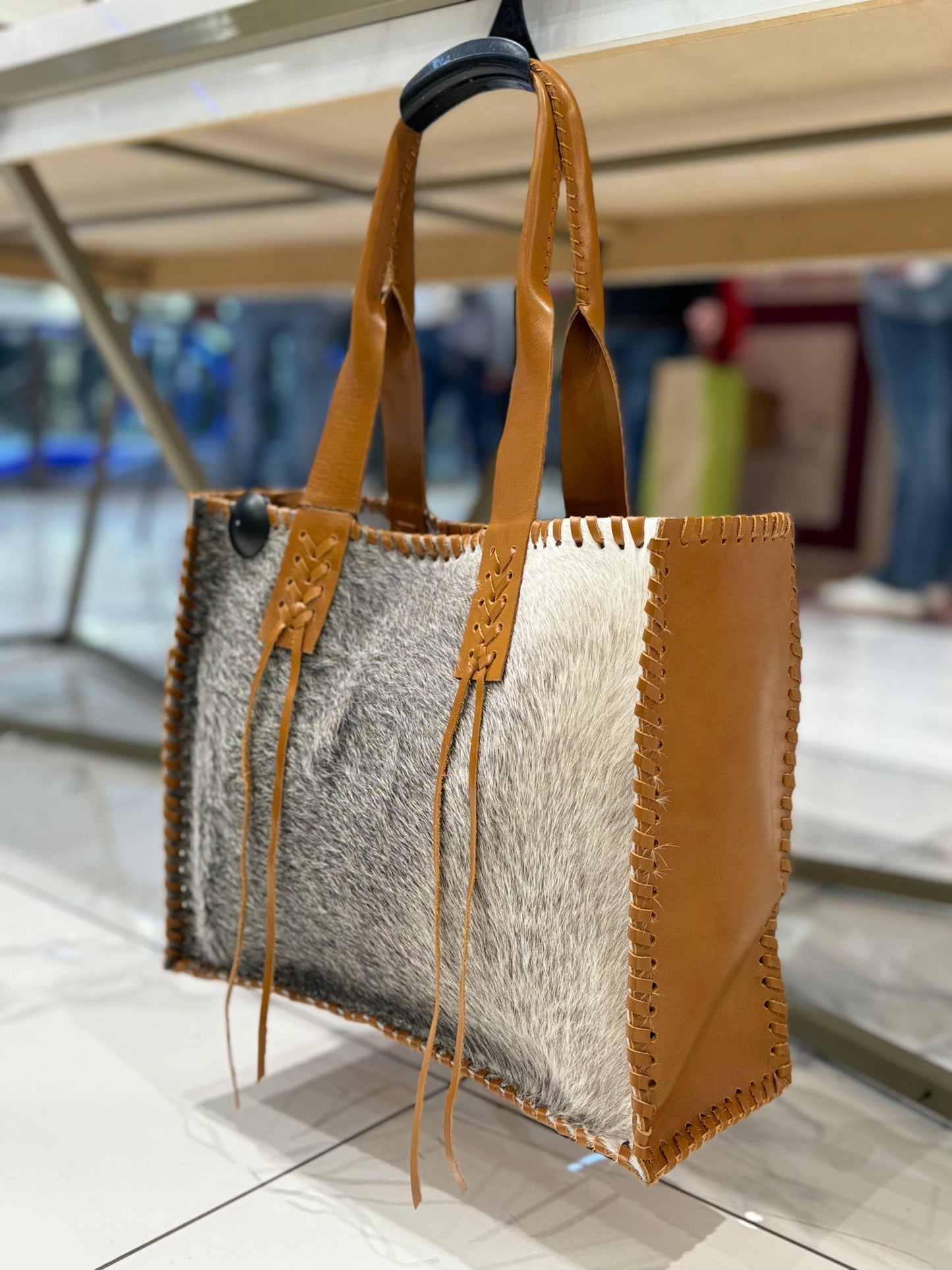 Cartera estancia curry pelo gris