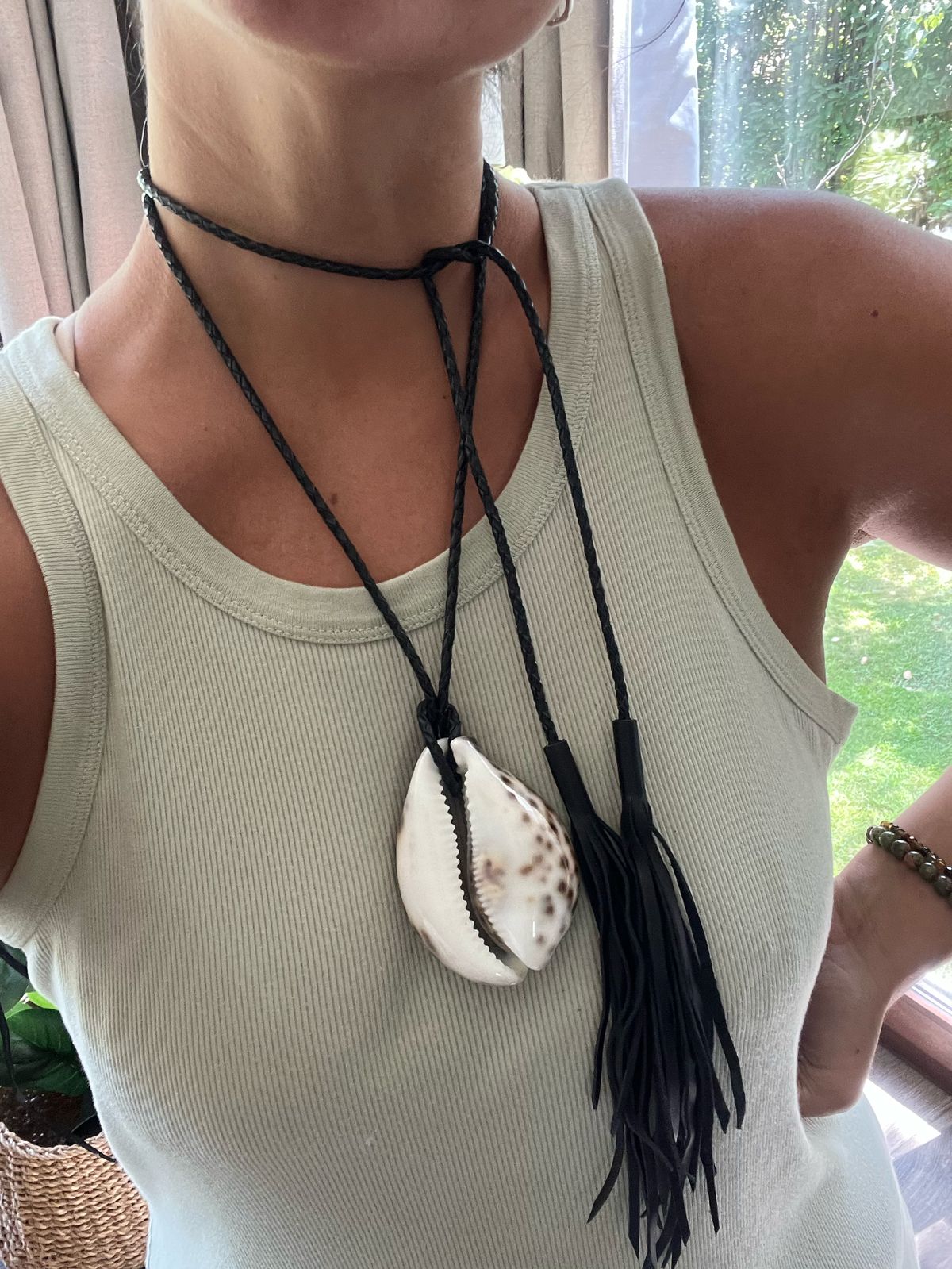 Collar Coquille flecos