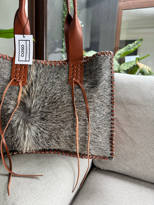 Cartera estancia camel pelo gris
