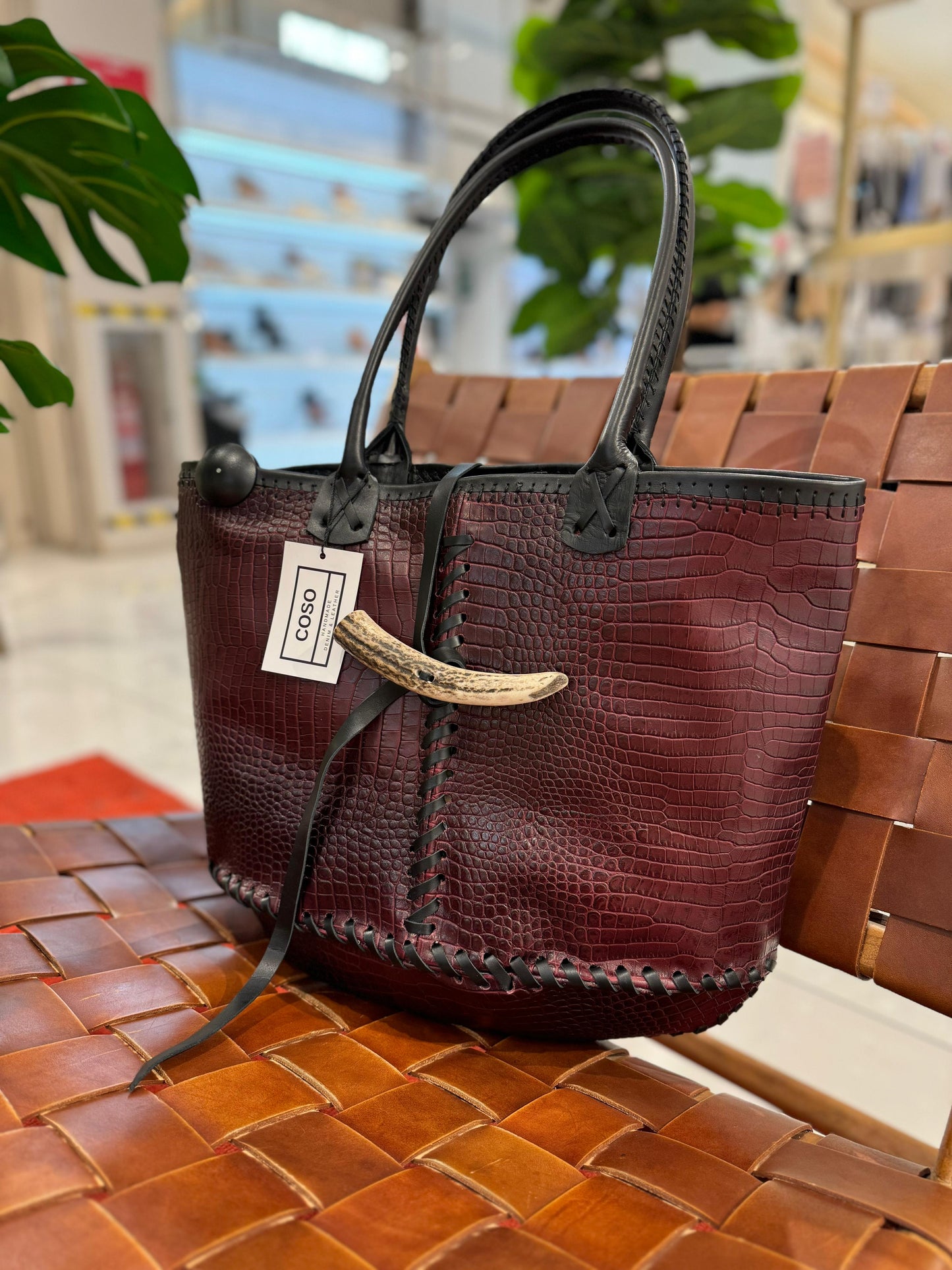 Maja Burgundy Croco / Negra
